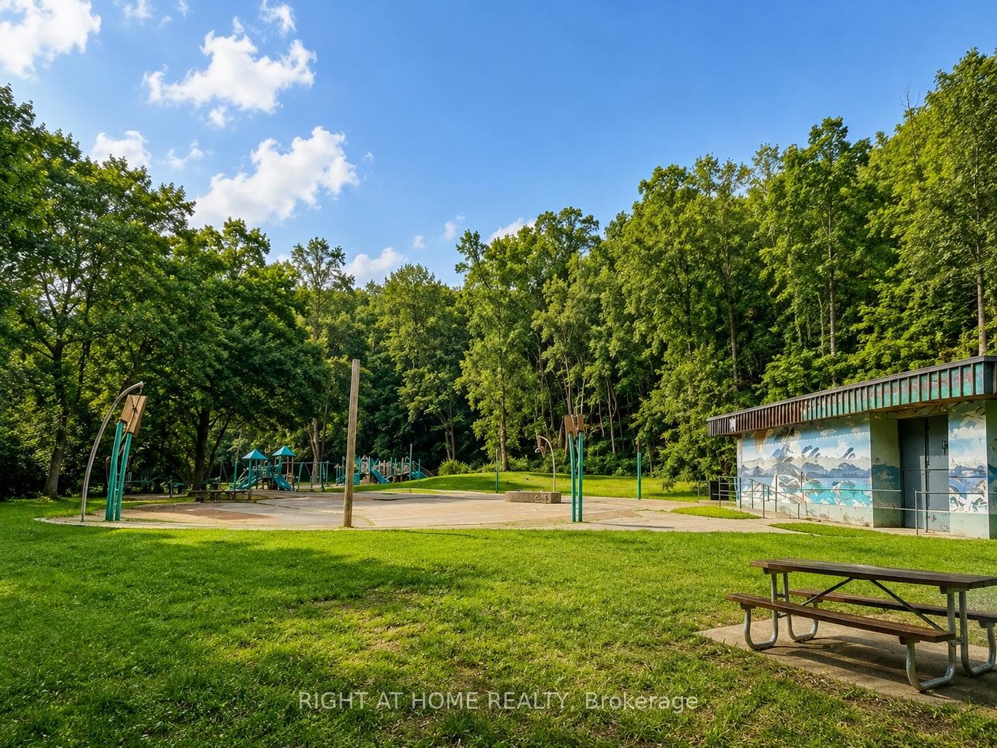 1022 Mount Pleasant Road photo 33