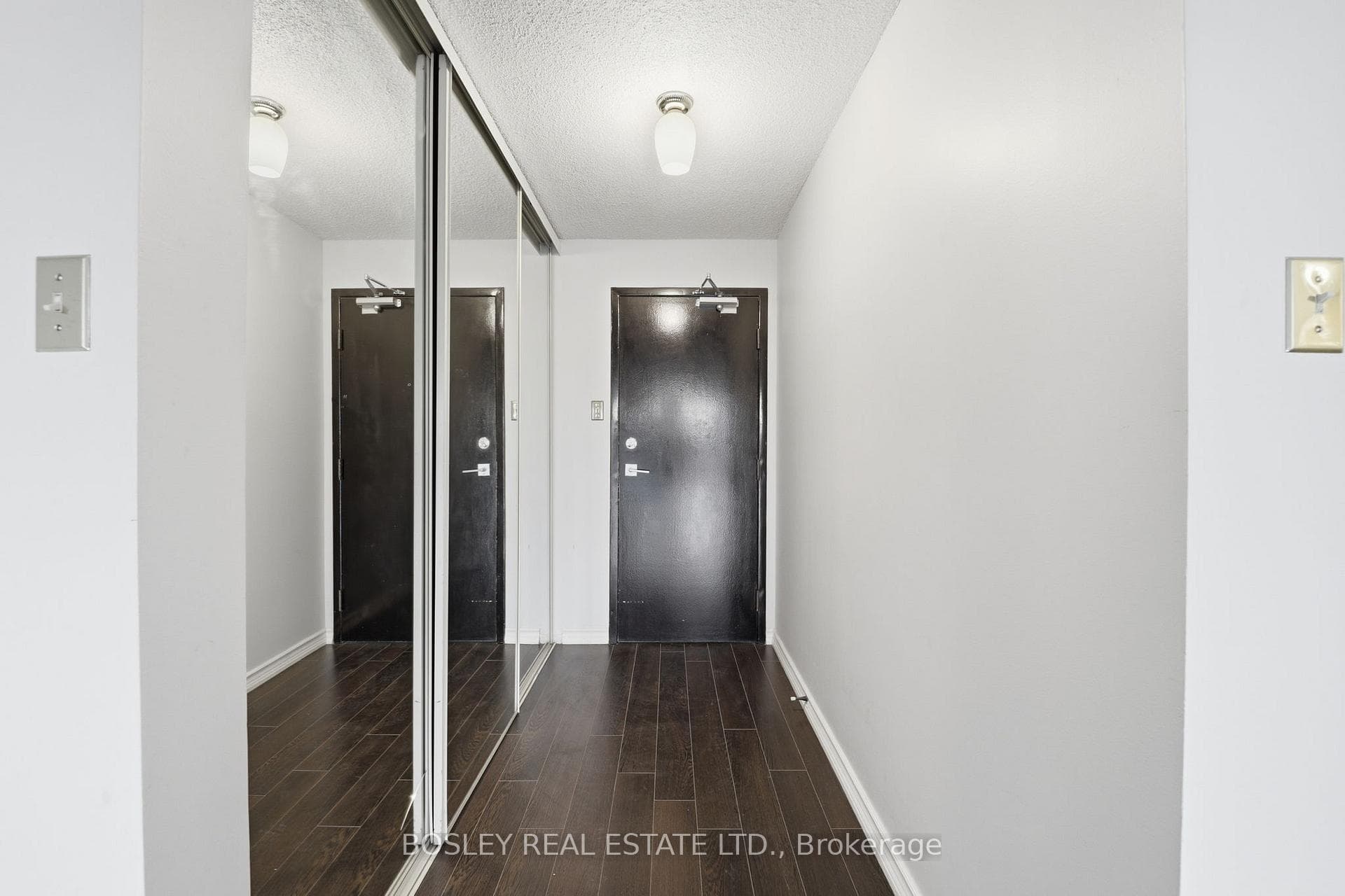 701 King Street Unit 808 photo 6