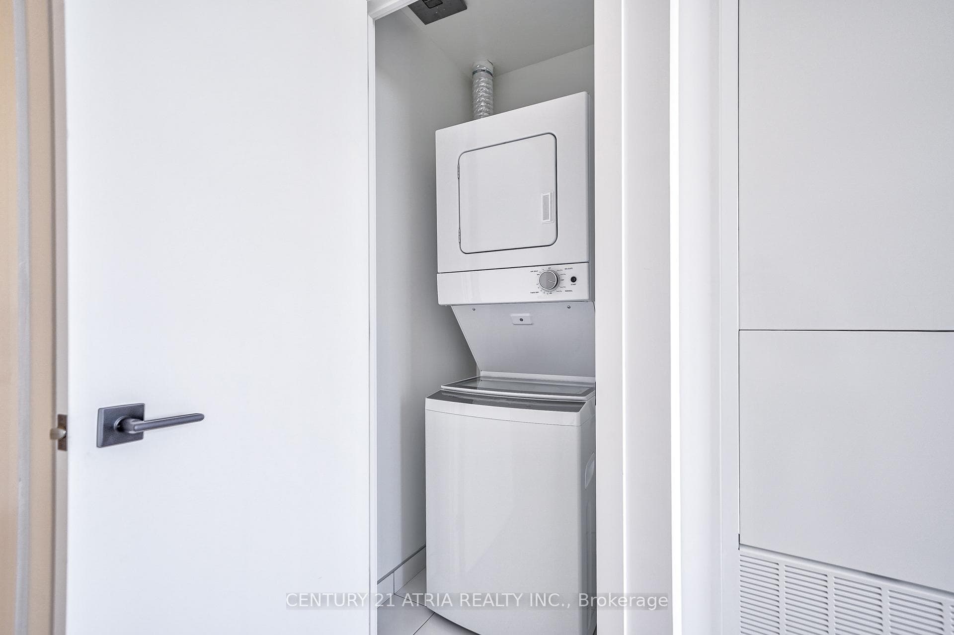 1285 Dupont Street Unit 1007 photo 13