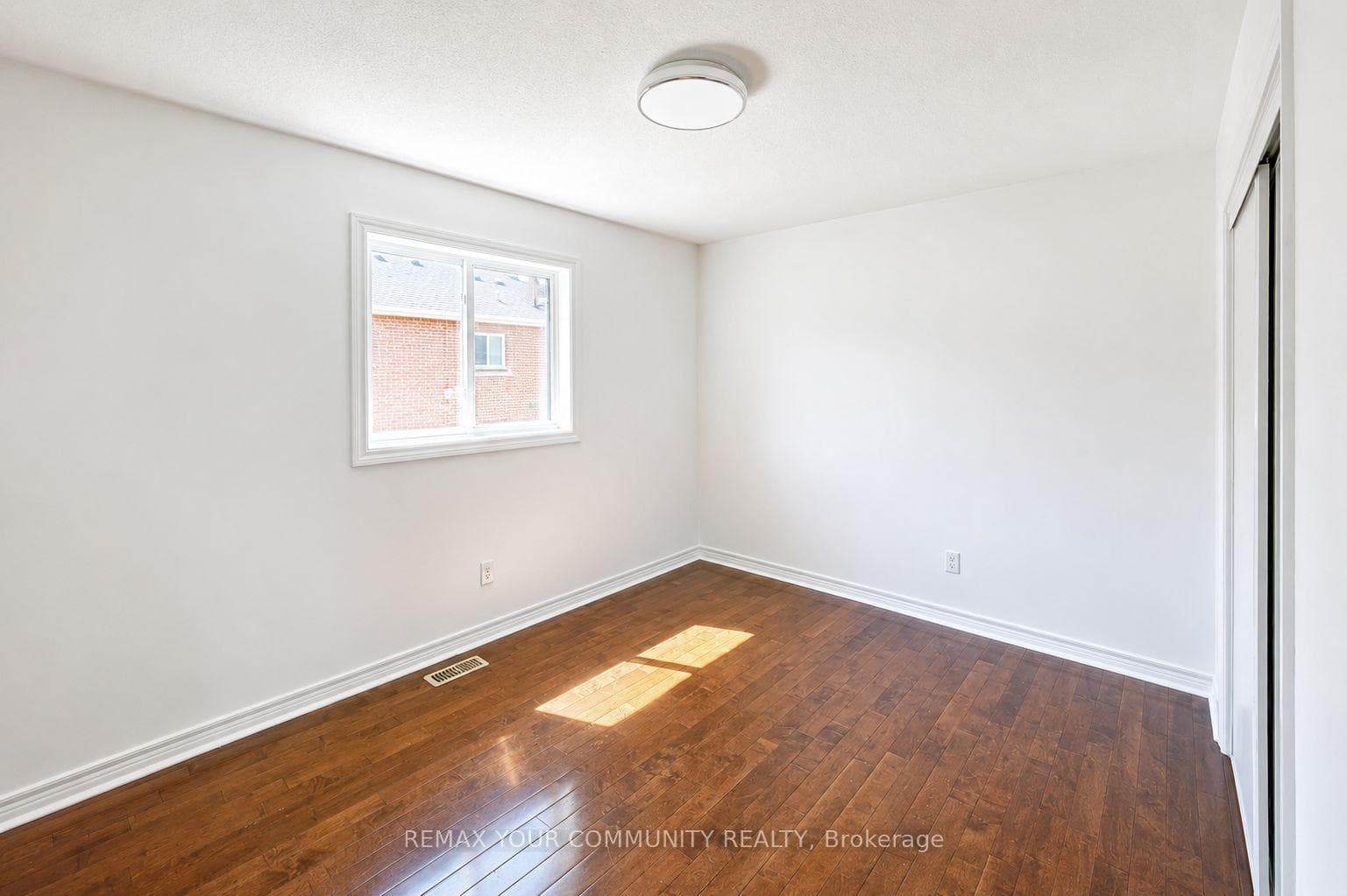 69 Gail Parks Crescent photo 15