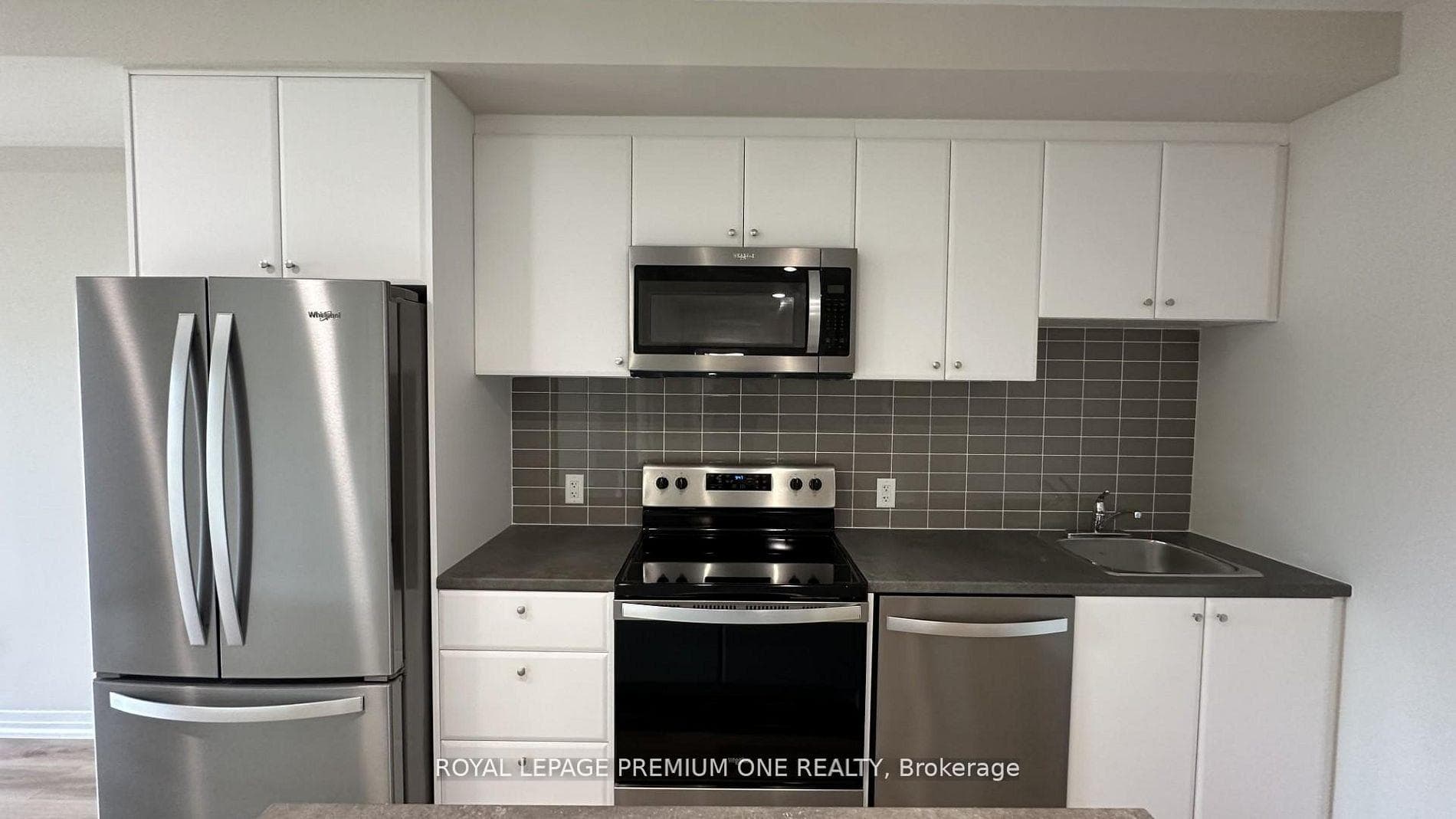 50 Herrick Avenue Unit 220 photo 14
