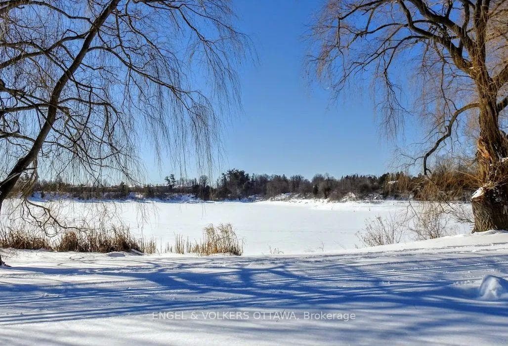 Cross Country Skiing.