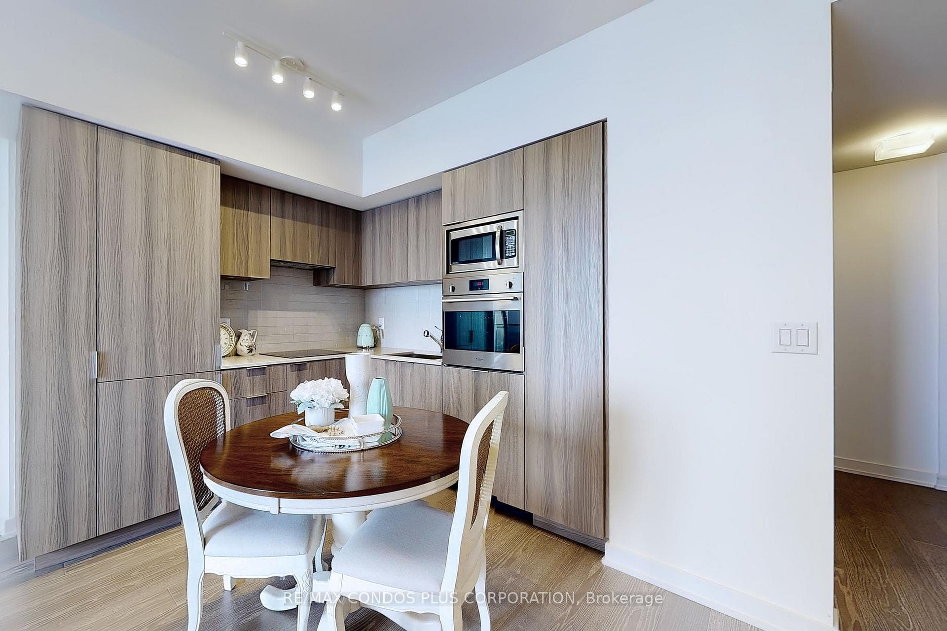 11 Wellesley Street Unit 5406 photo 7