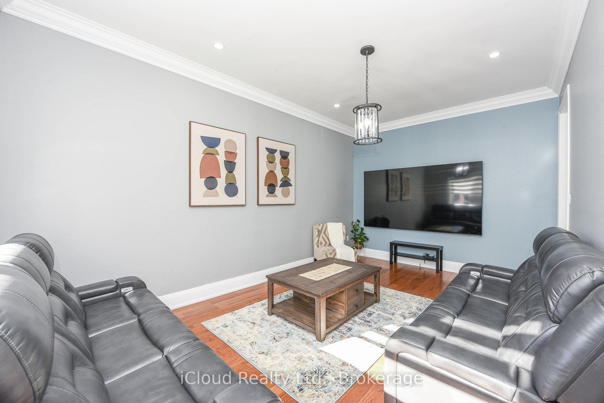 25 Giles Road photo 17