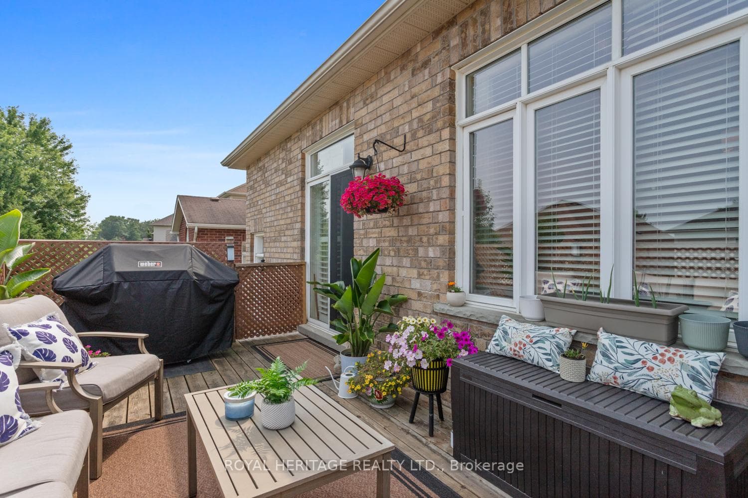 11 Piper Crescent photo 32