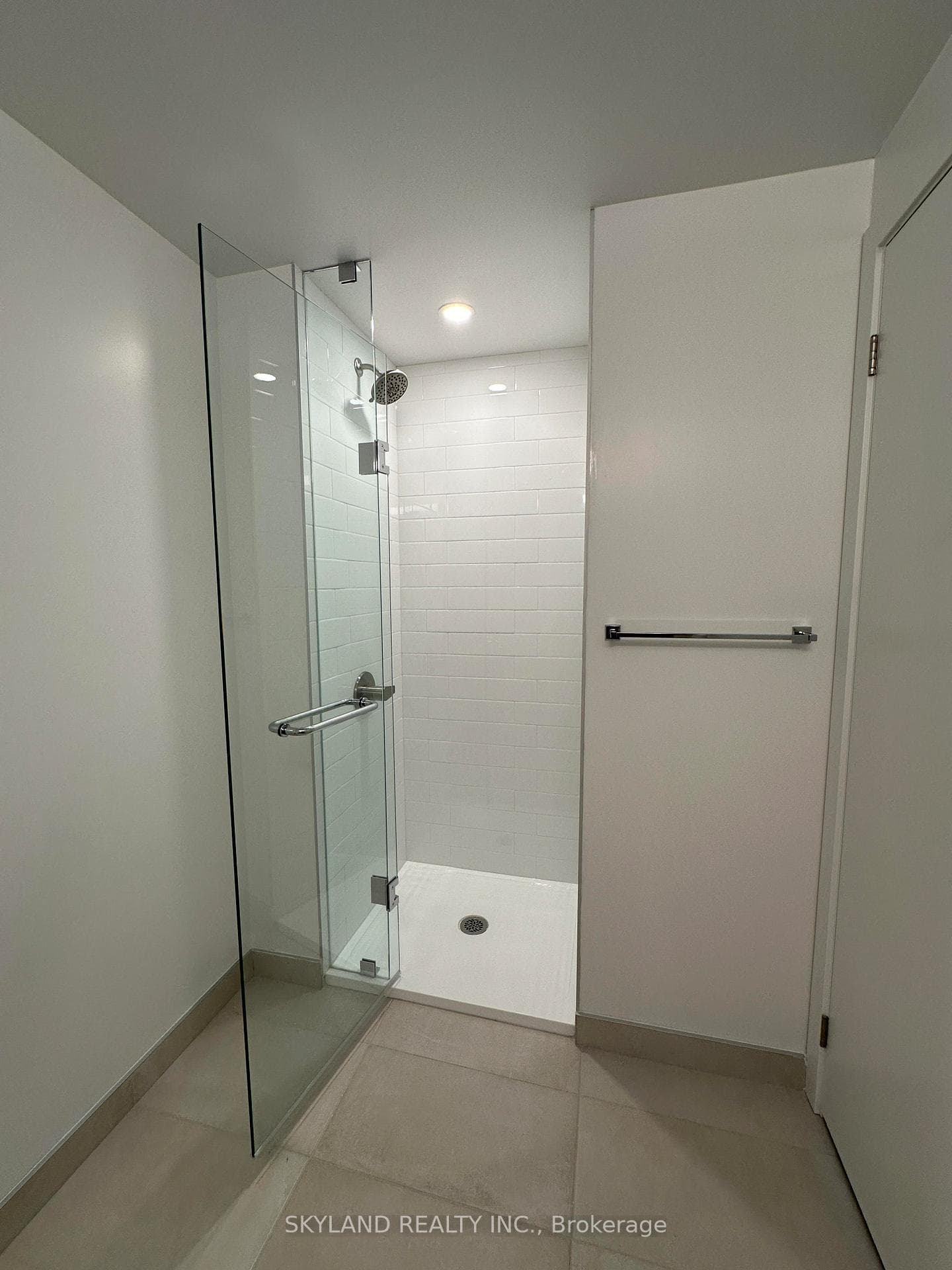 319 Jarvis Street Unit 1212 photo 12