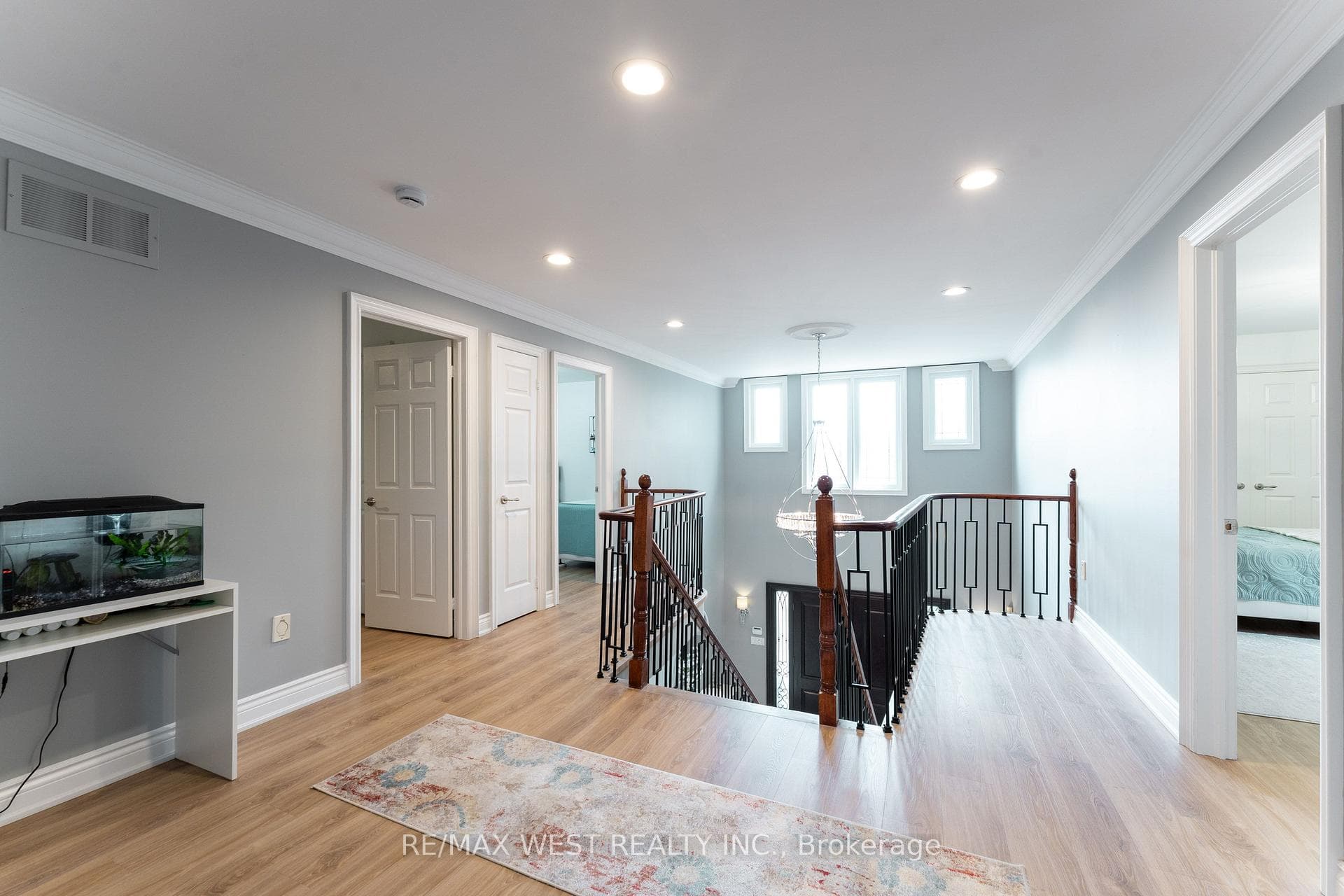 72 Alpha Court photo 25