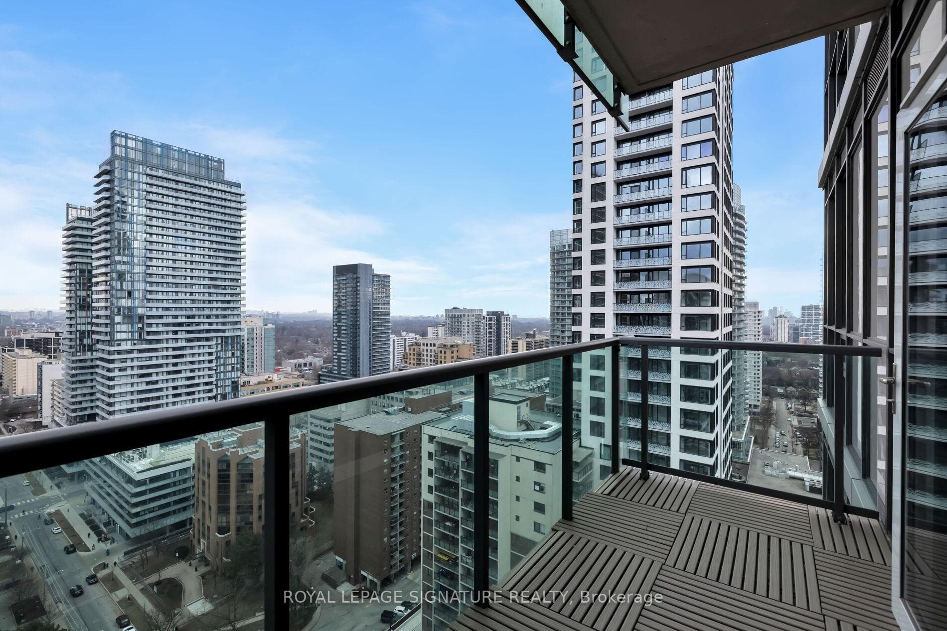 70 Roehampton Avenue Unit 2314 photo 15