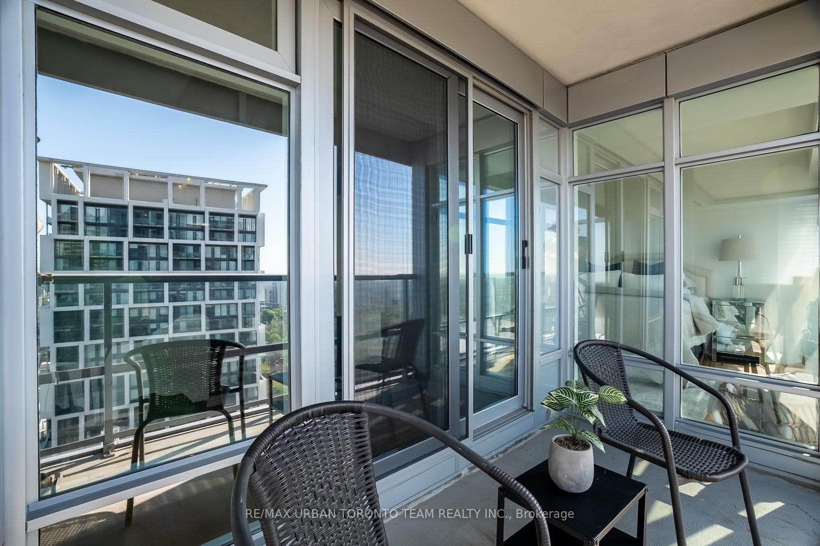 2181 Yonge Street Unit 2903 photo 27