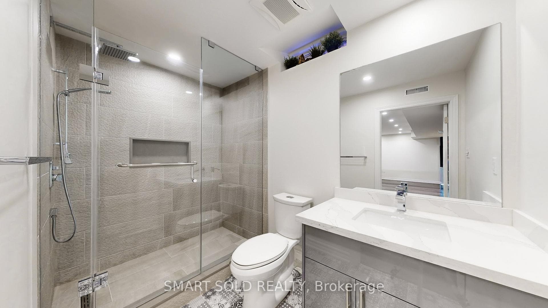 3 Manorwood Drive photo 42