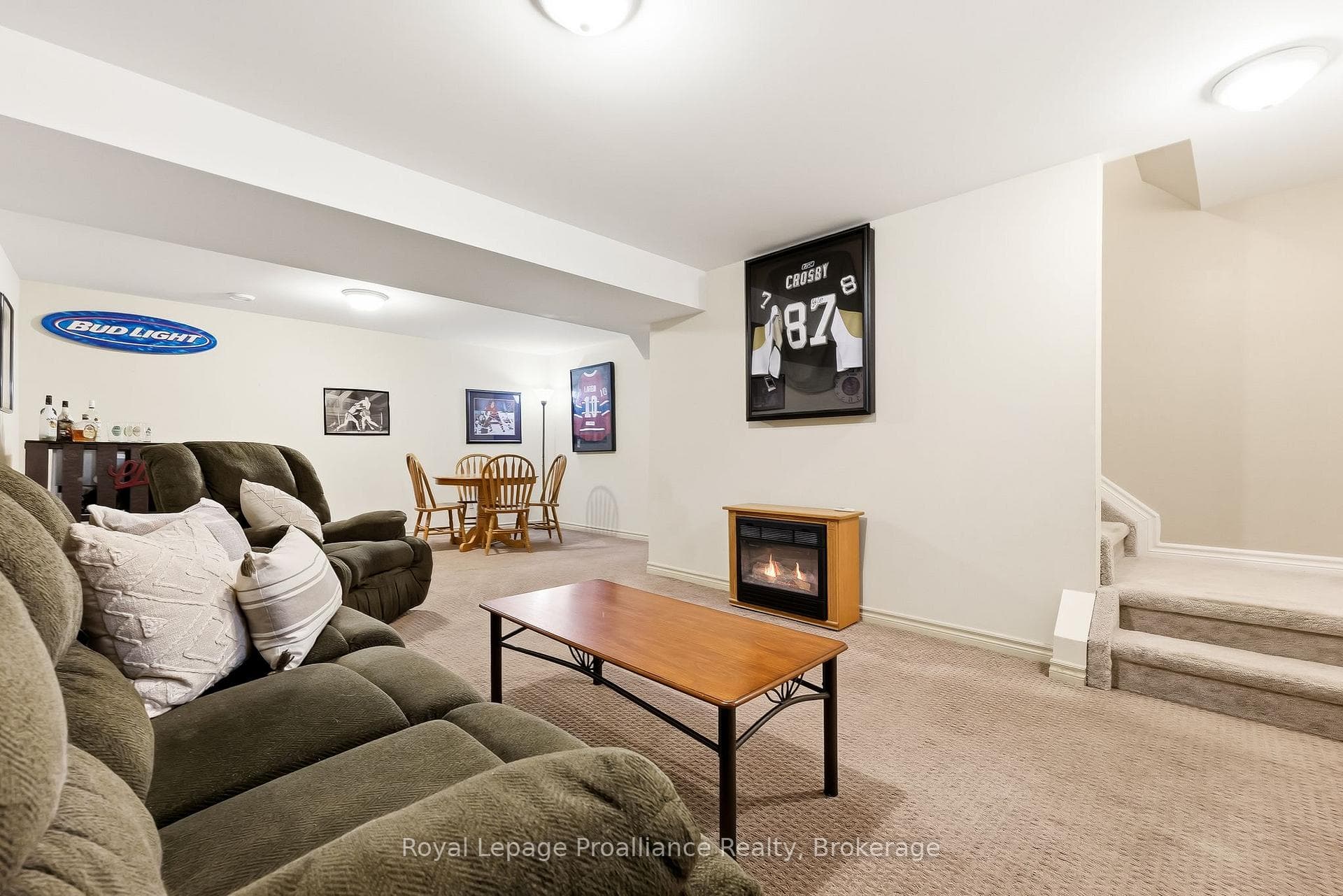 23 Empire Boulevard photo 32
