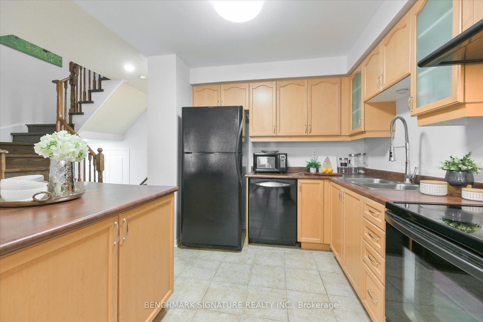 29 Staynor Crescent photo 9