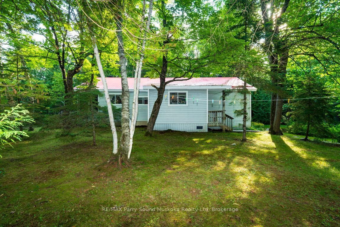 Private setting, Level lot