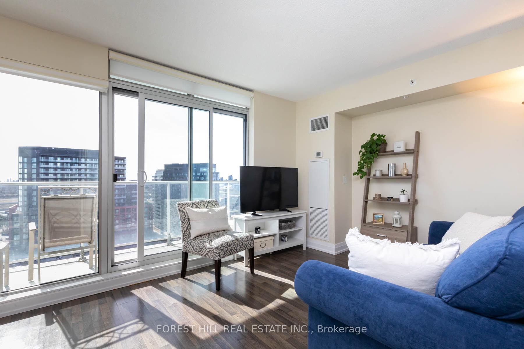 555 Wilson Avenue Unit E1308 photo 3