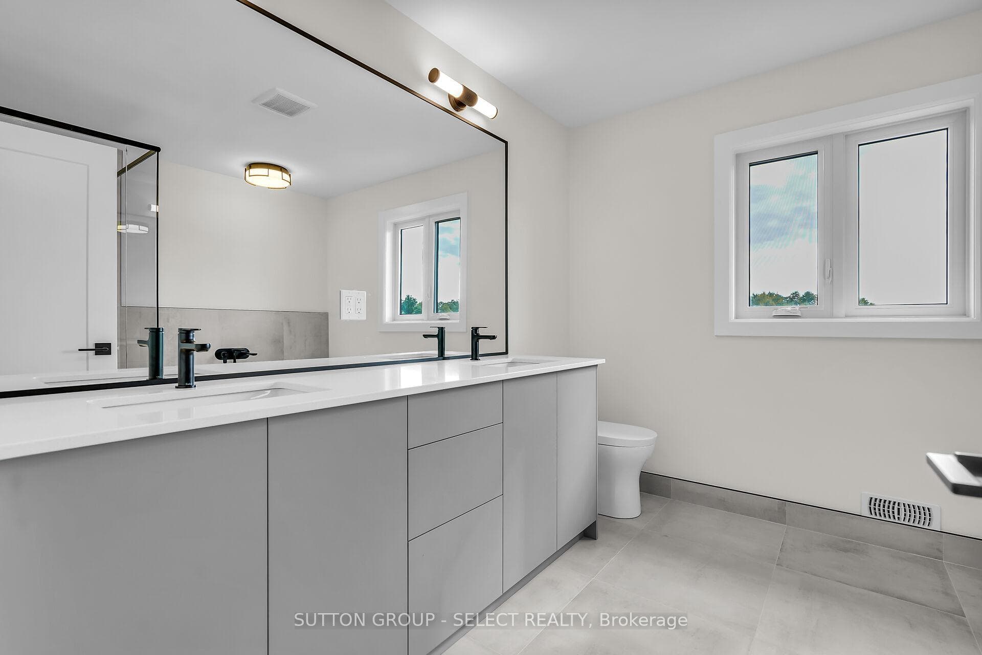 58 Briscoe Crescent photo 27