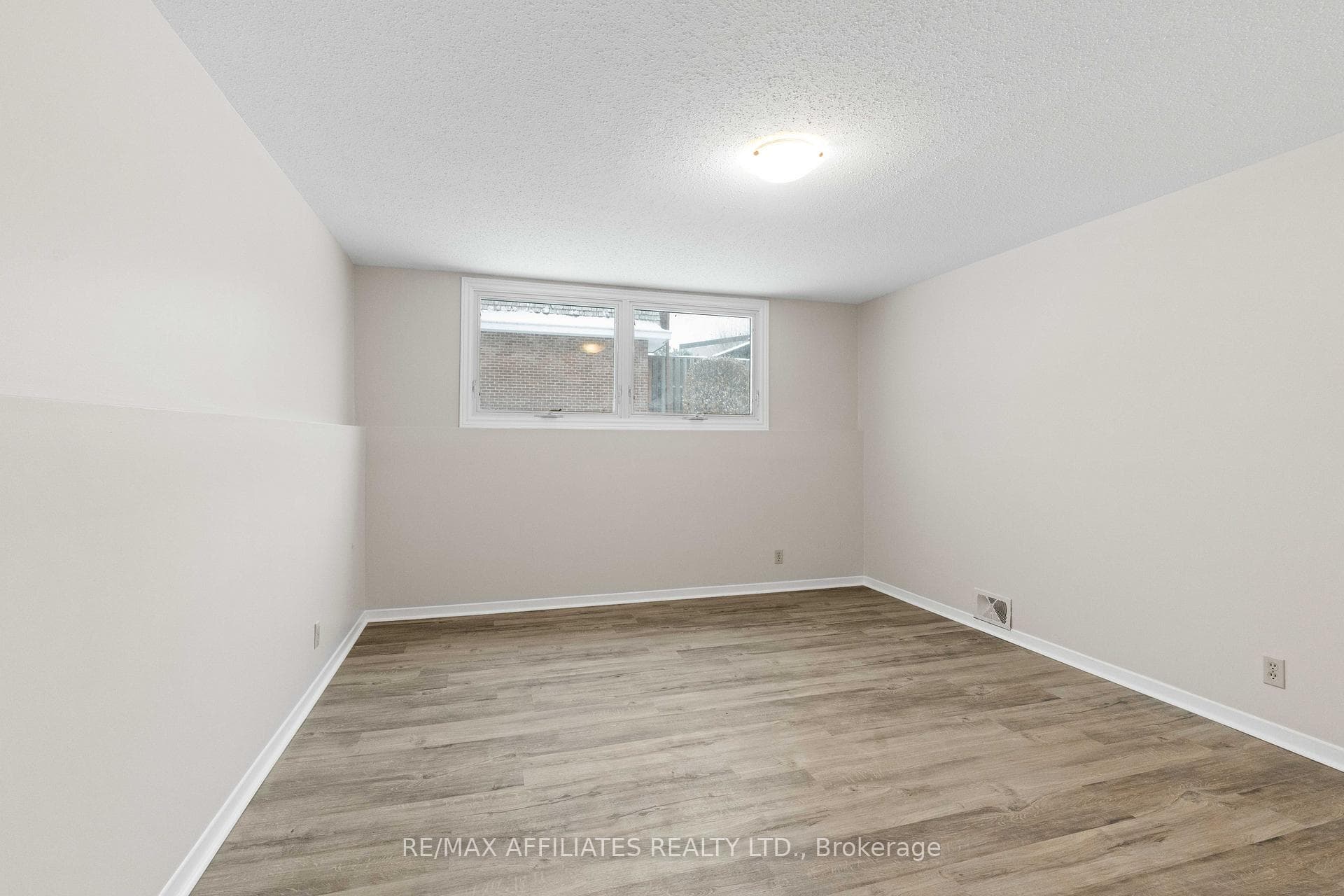 14 Ridgewood Avenue Unit 771B photo 27