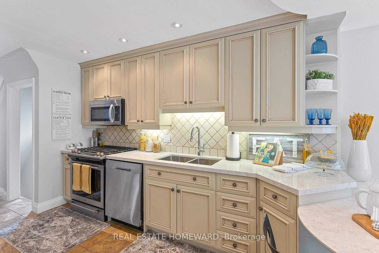 107 Foxridge Drive photo 10