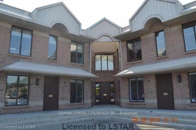 630 Wharncliffe Road Unit 3 photo 1