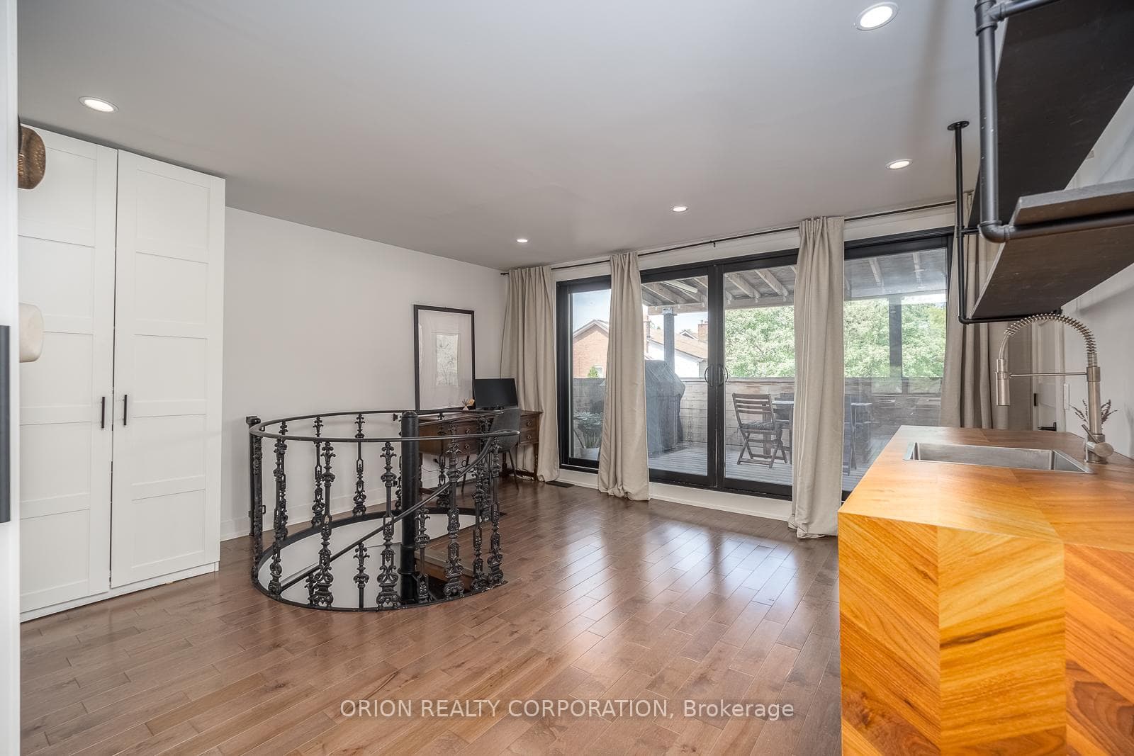 185 Glenholme Avenue photo 24