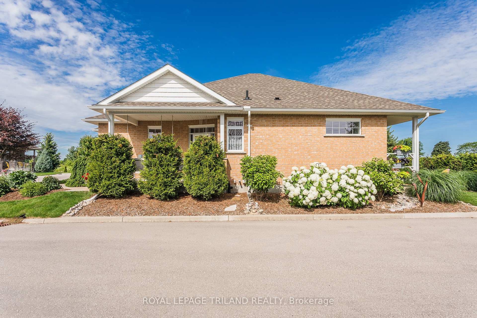 132 Robin Ridge Drive Unit 16 photo 4