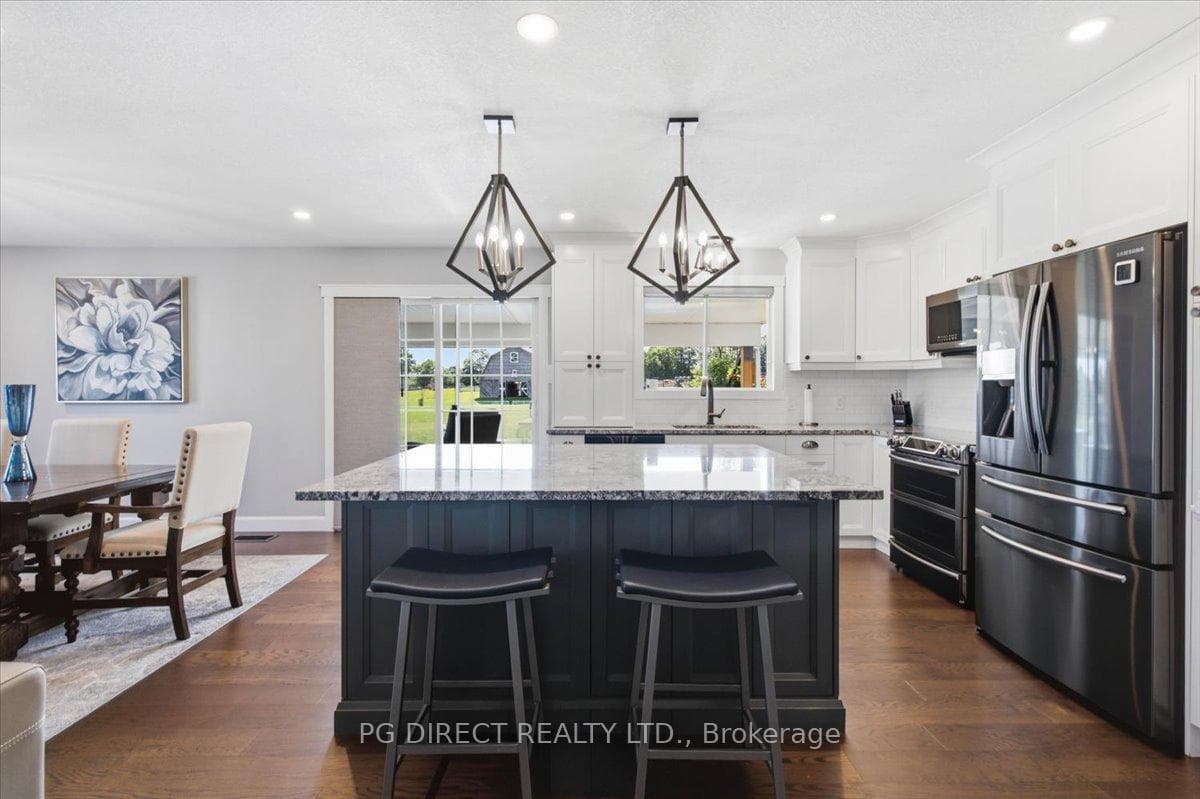 1611 Thrasher Road photo 3