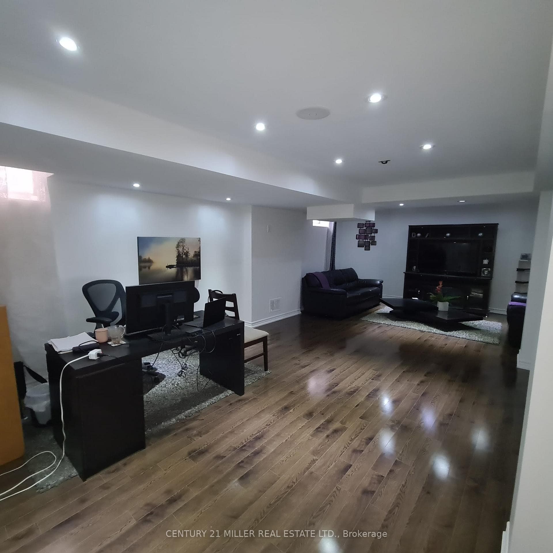 2447 PINE GLEN Road Unit Lower Level photo 8