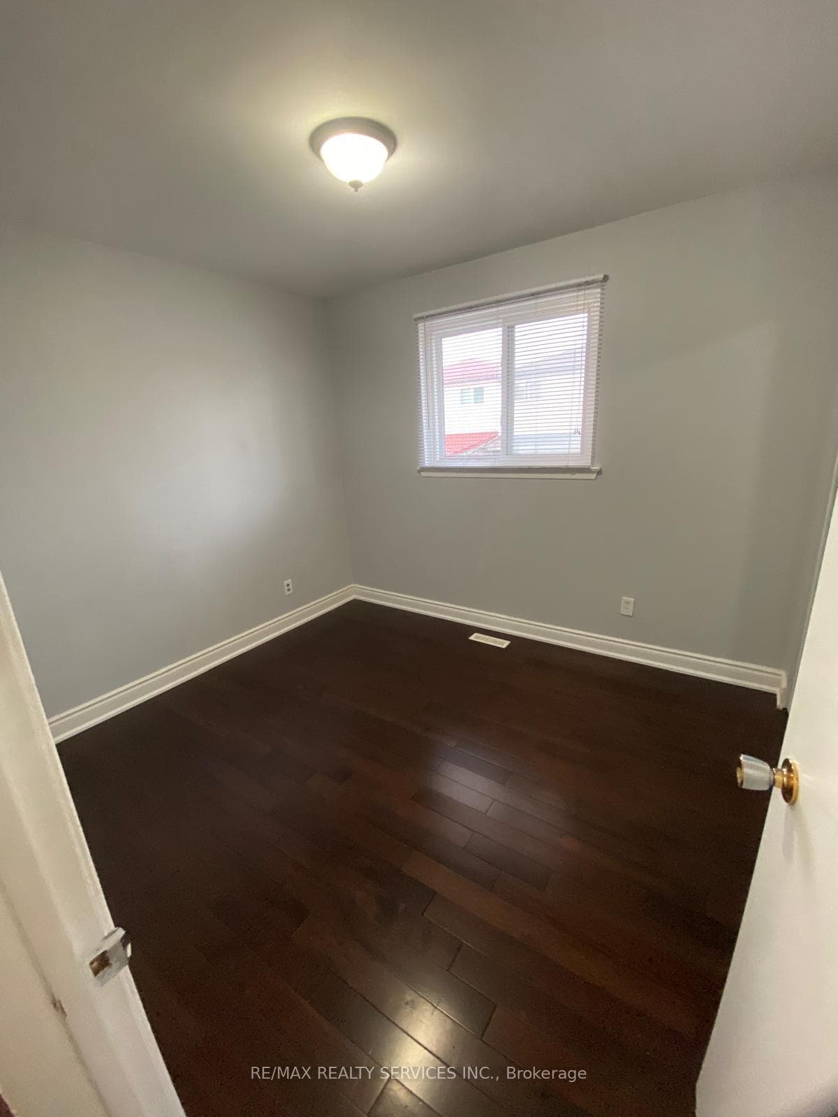 7731 Redstone Road photo 10