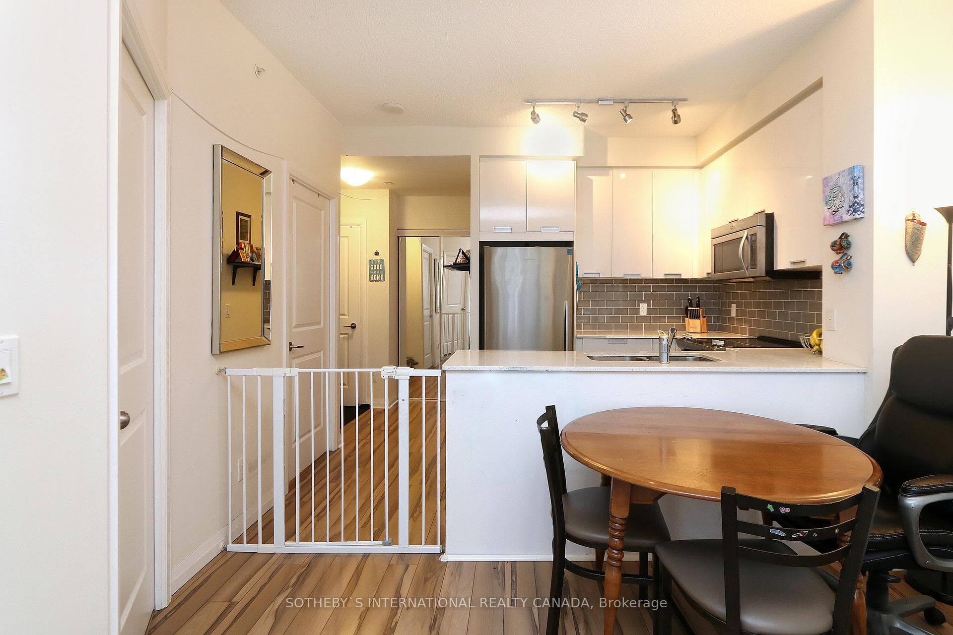 75 Eglinton Avenue Unit 1801 photo 13