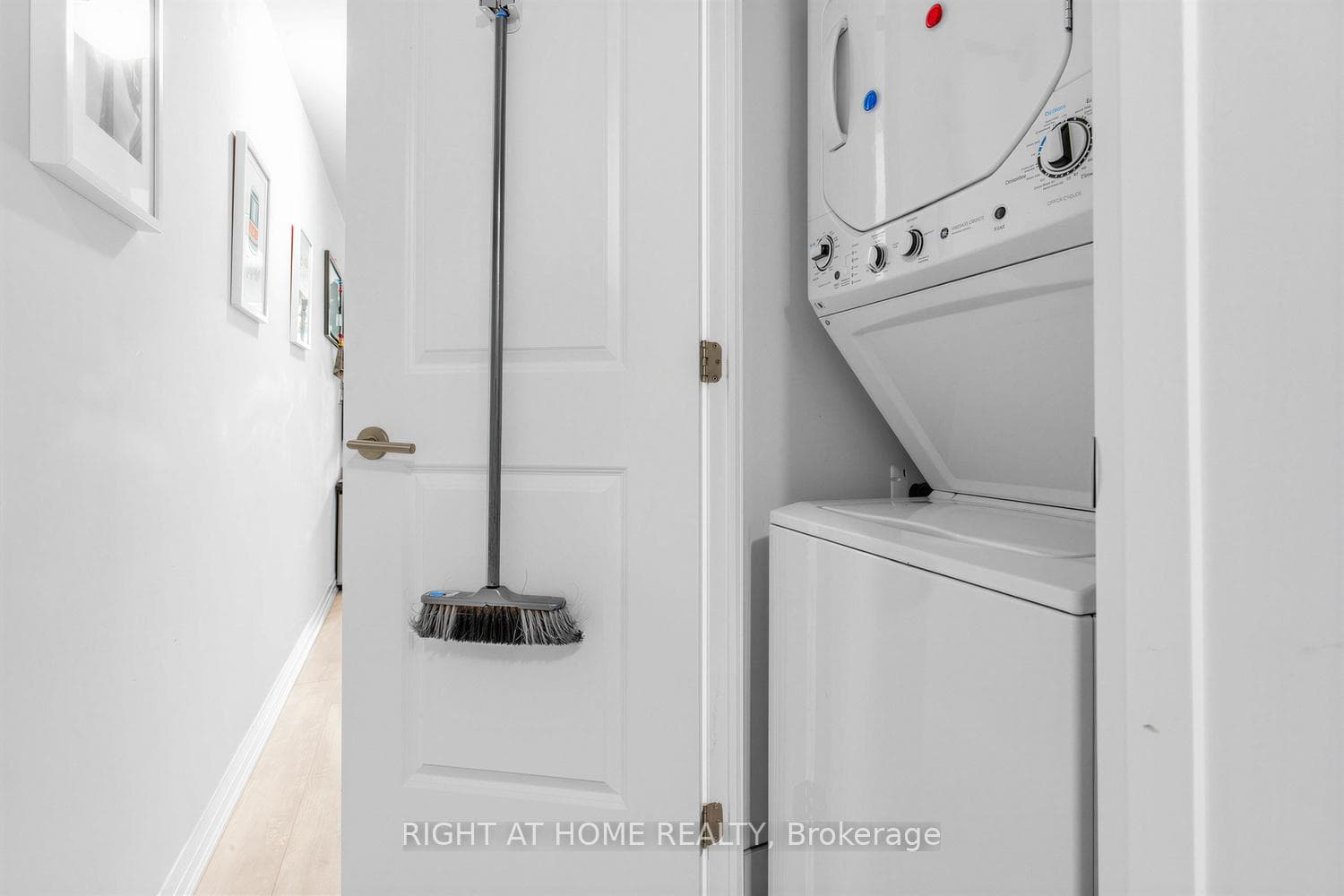 1630 Queen Street Unit 211 photo 7
