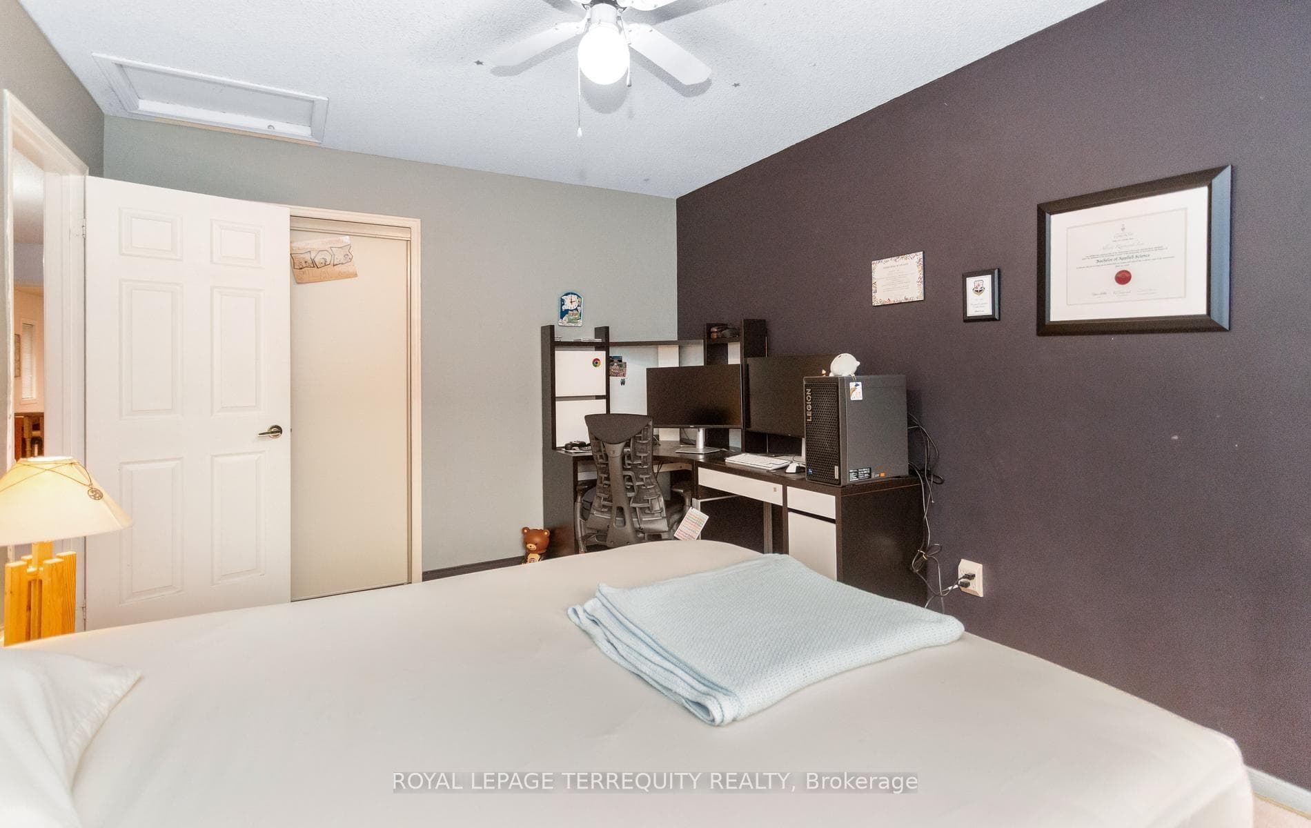 Bedroom 3 Pic 2