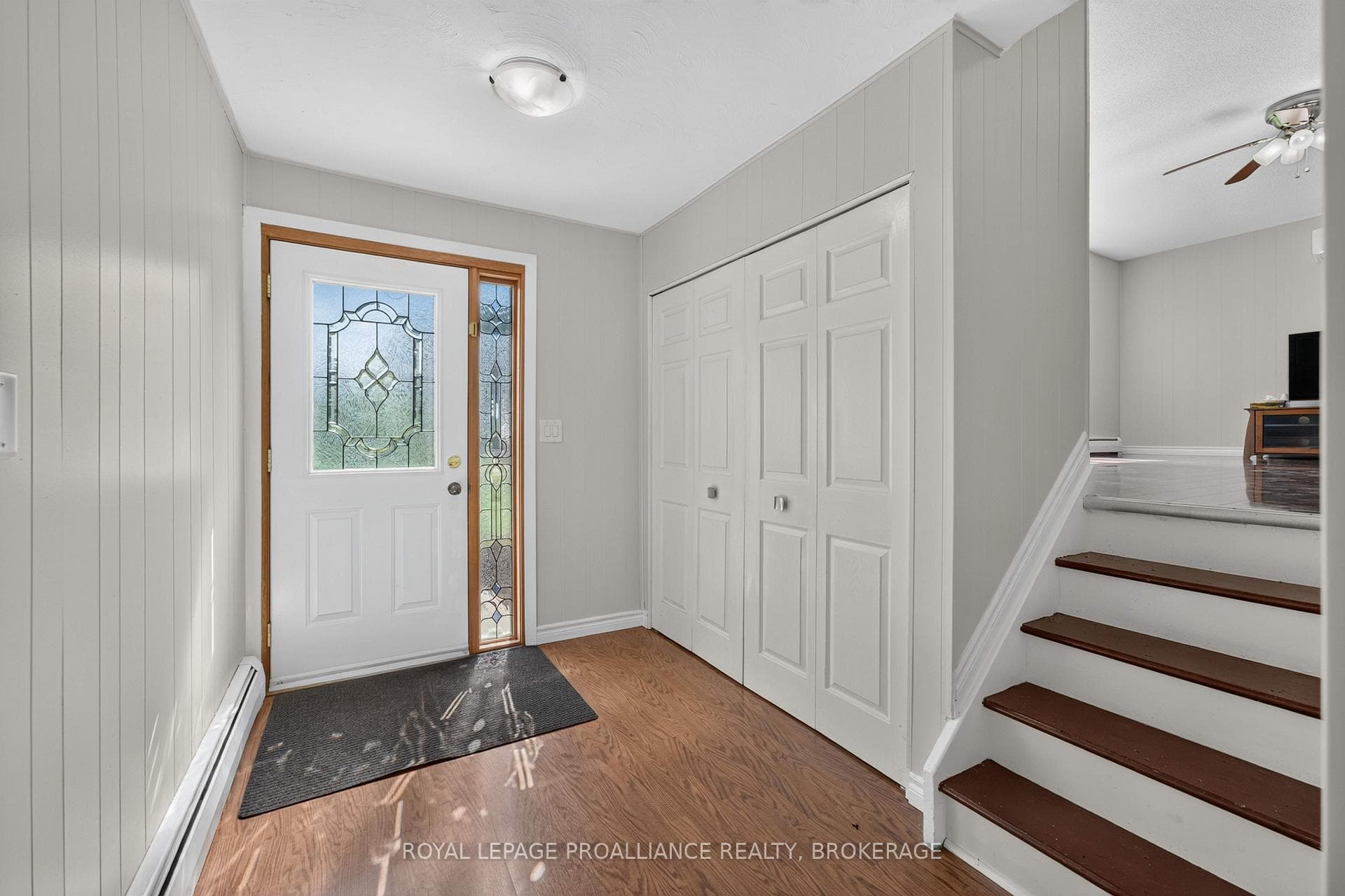 1445 Aley Street photo 4