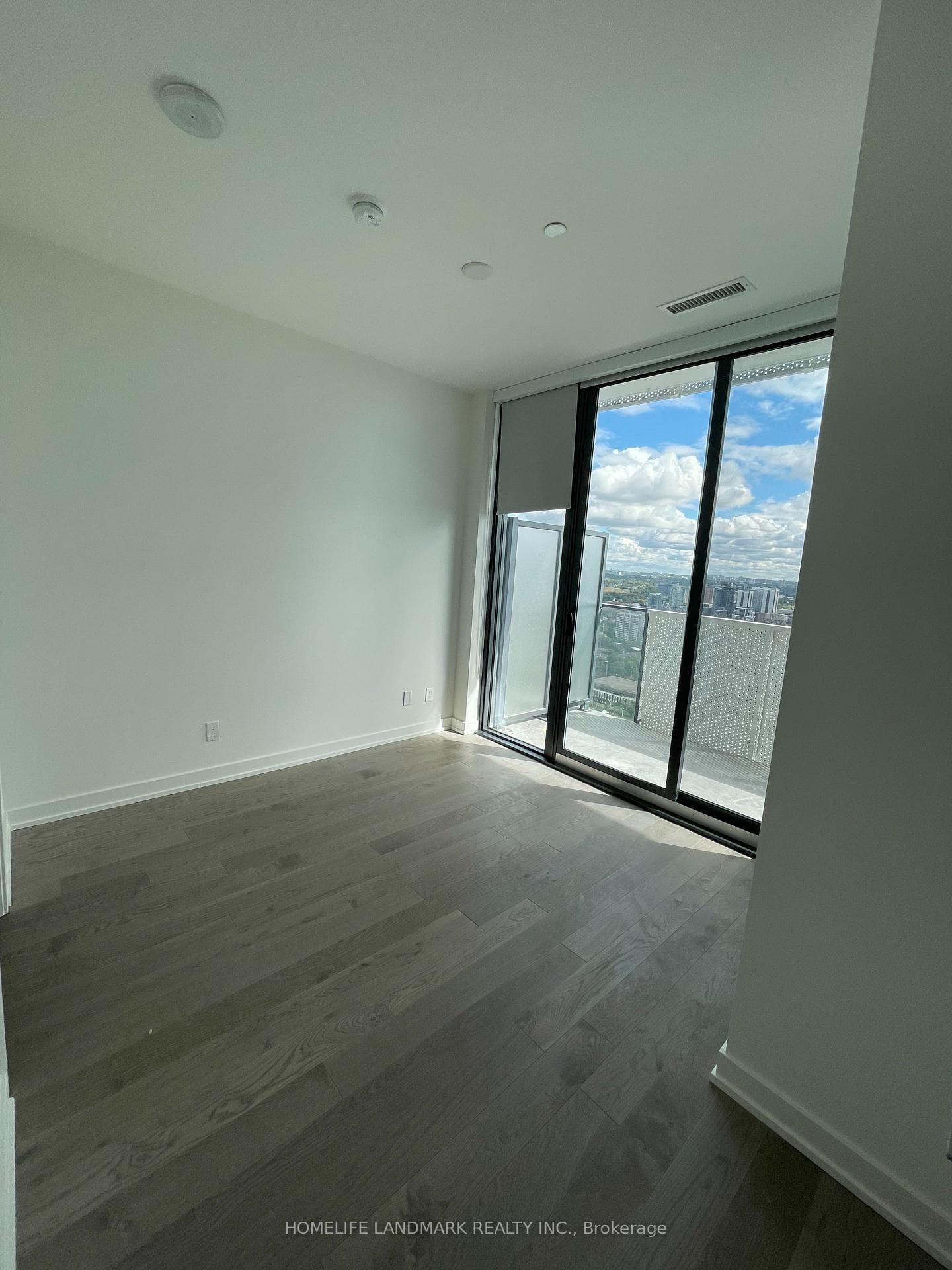 20 Lombard Street Unit 3703 photo 5