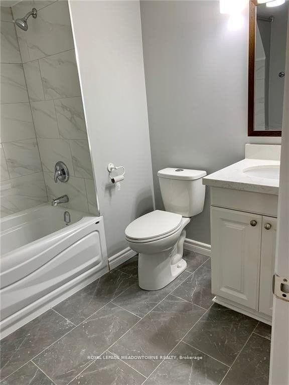 11 Michael Avenue Unit Lower photo 7