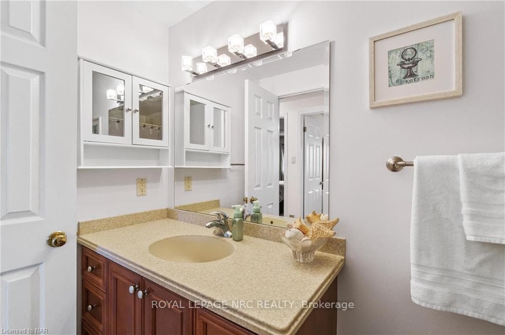 Upper bathroom