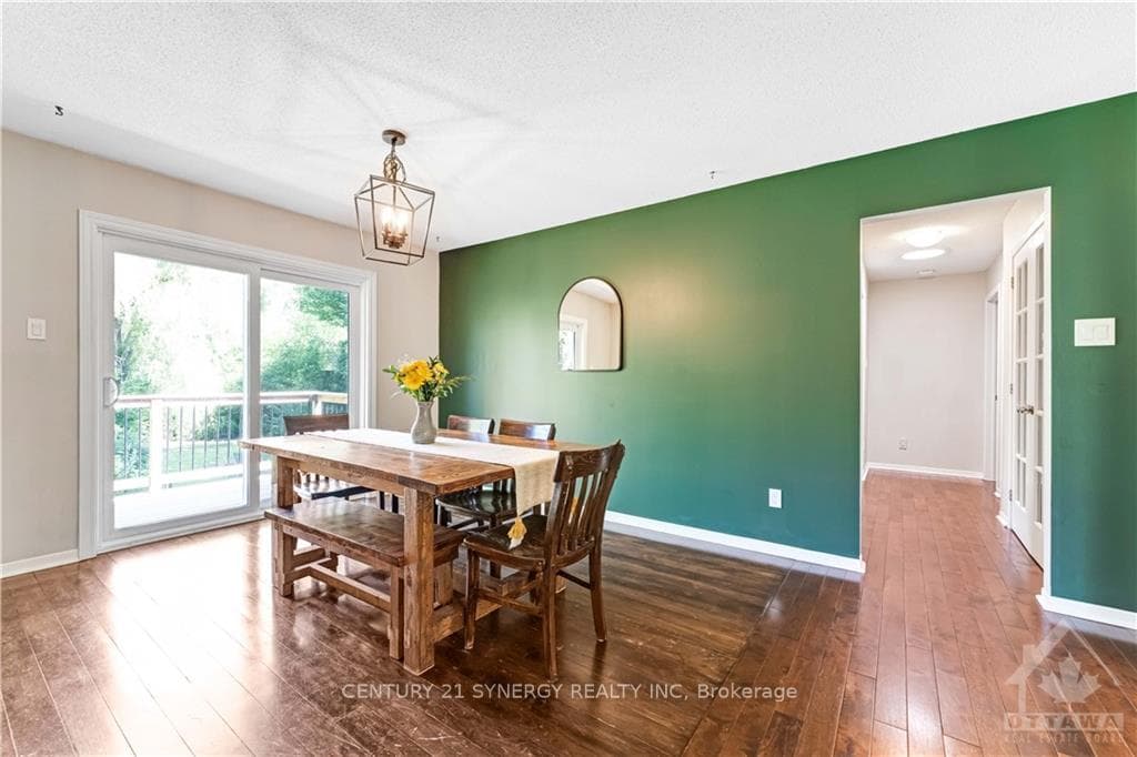 813 FLYNN Road photo 9