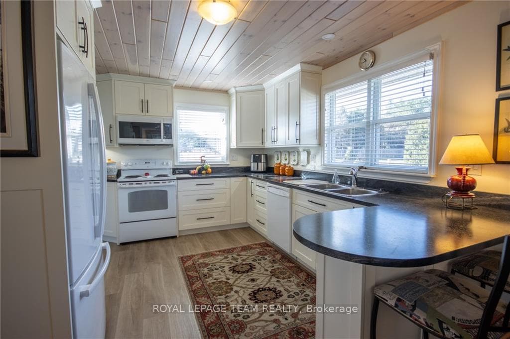 52 PAUGH LAKE Road photo 7
