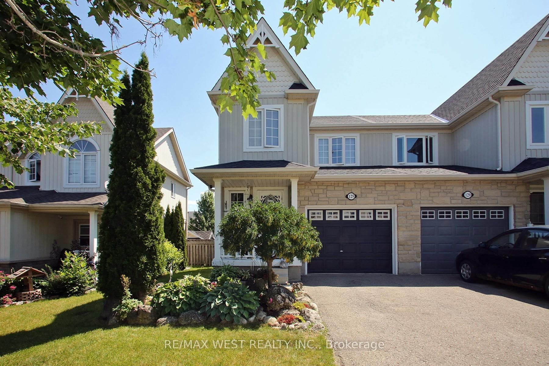125 Marion Street photo 2