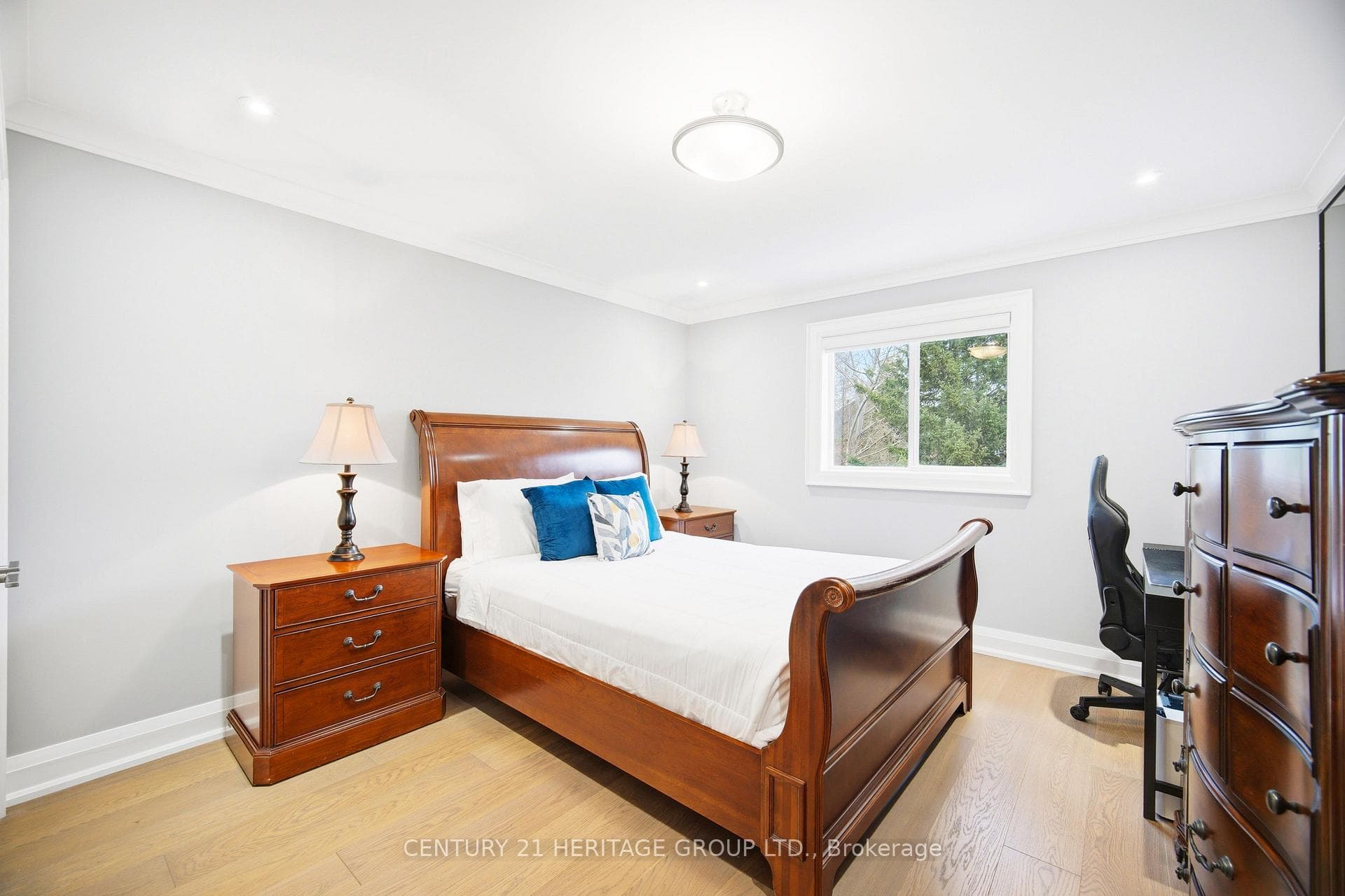 59 Estate Garden Drive photo 27