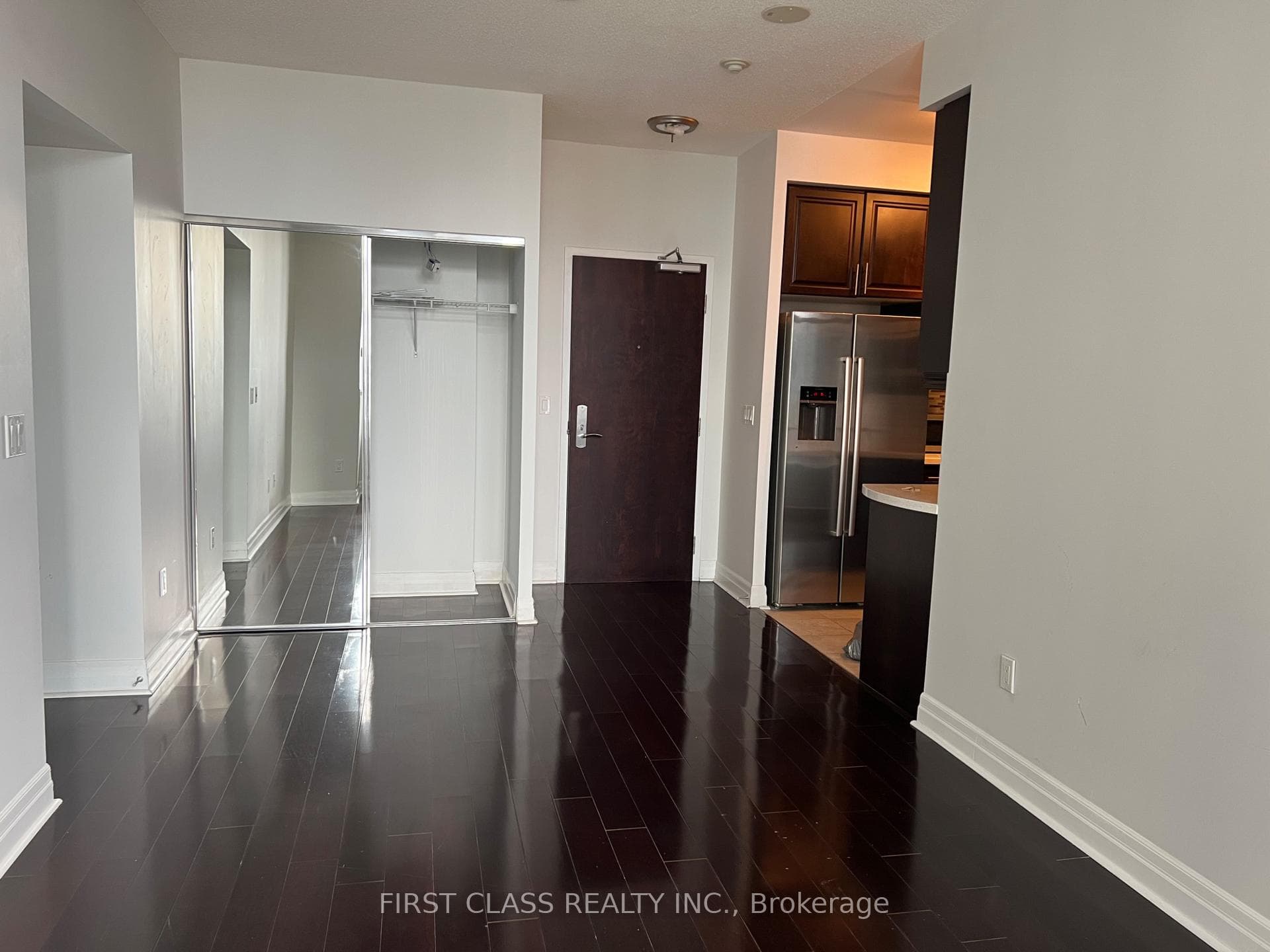 35 Balmuto Street Unit 2702 photo 4