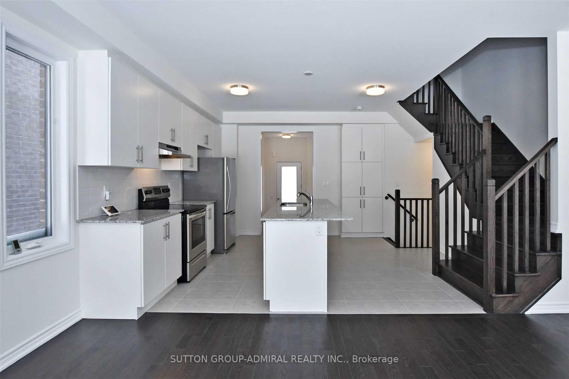 1477 Blackmore Street photo 5