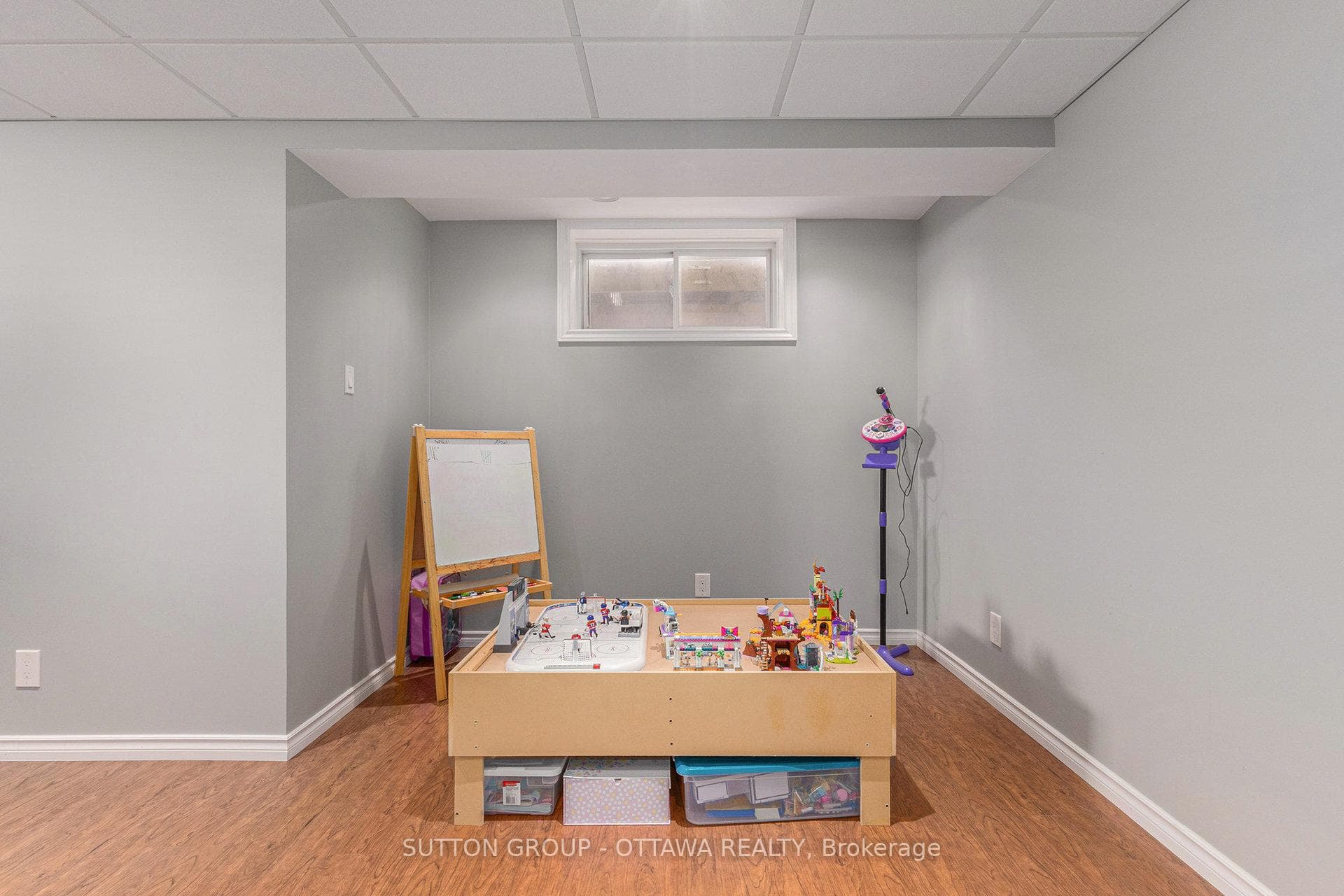 56 Honore Crescent photo 28