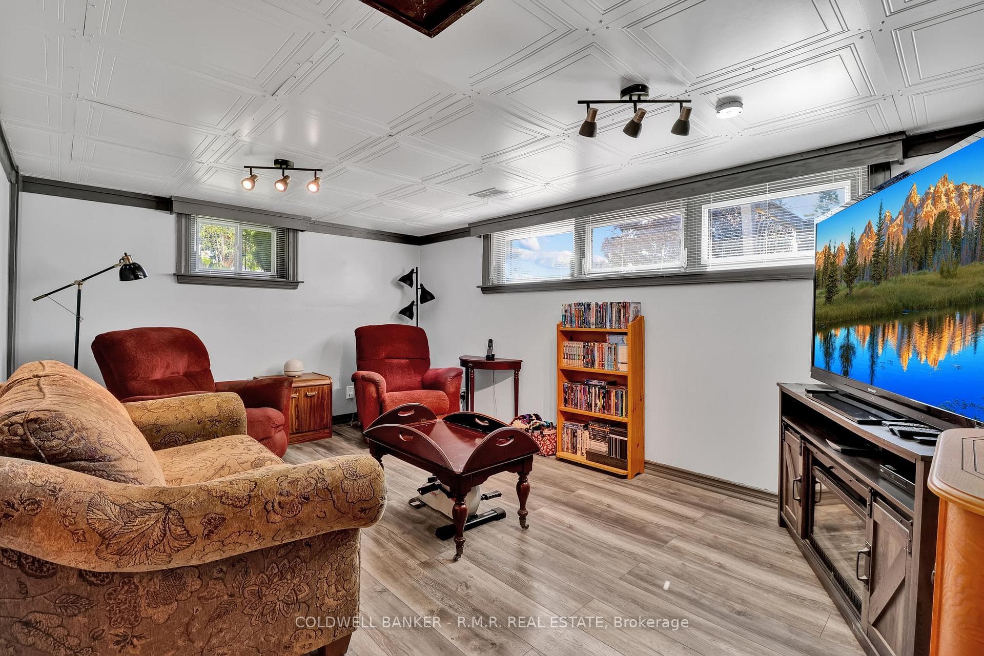 856 Florell Drive photo 24