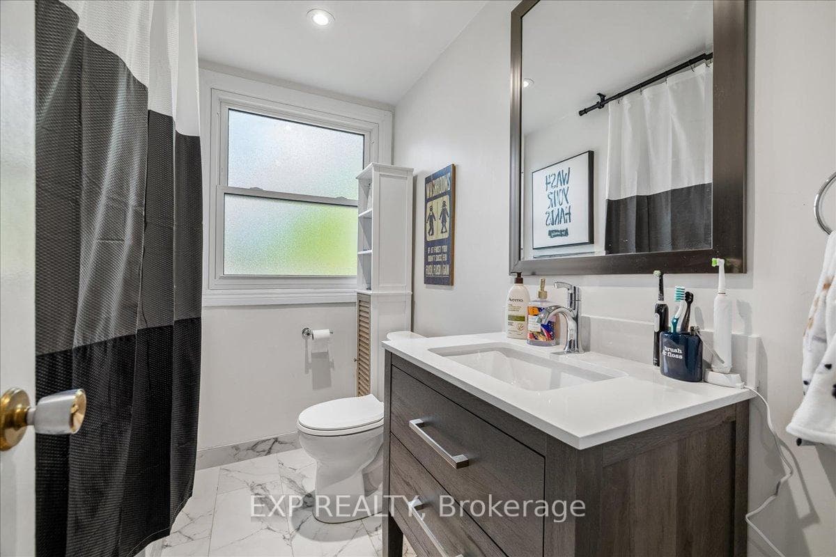 80 Maclennan Avenue photo 19