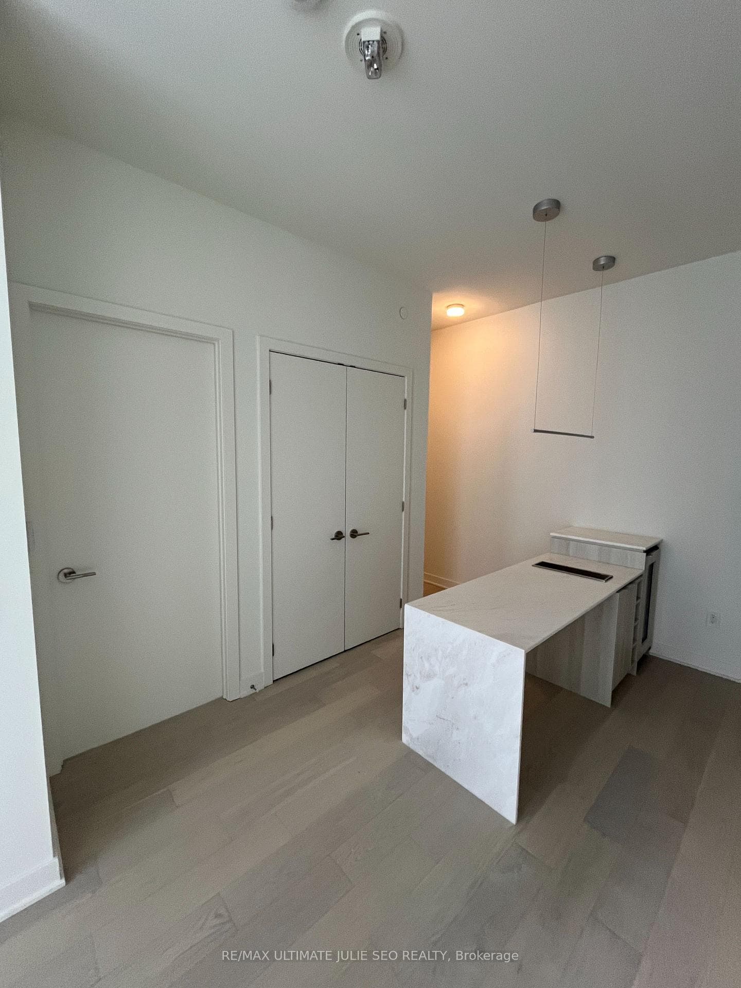 11 Yorkville Avenue Unit 4306 photo 18