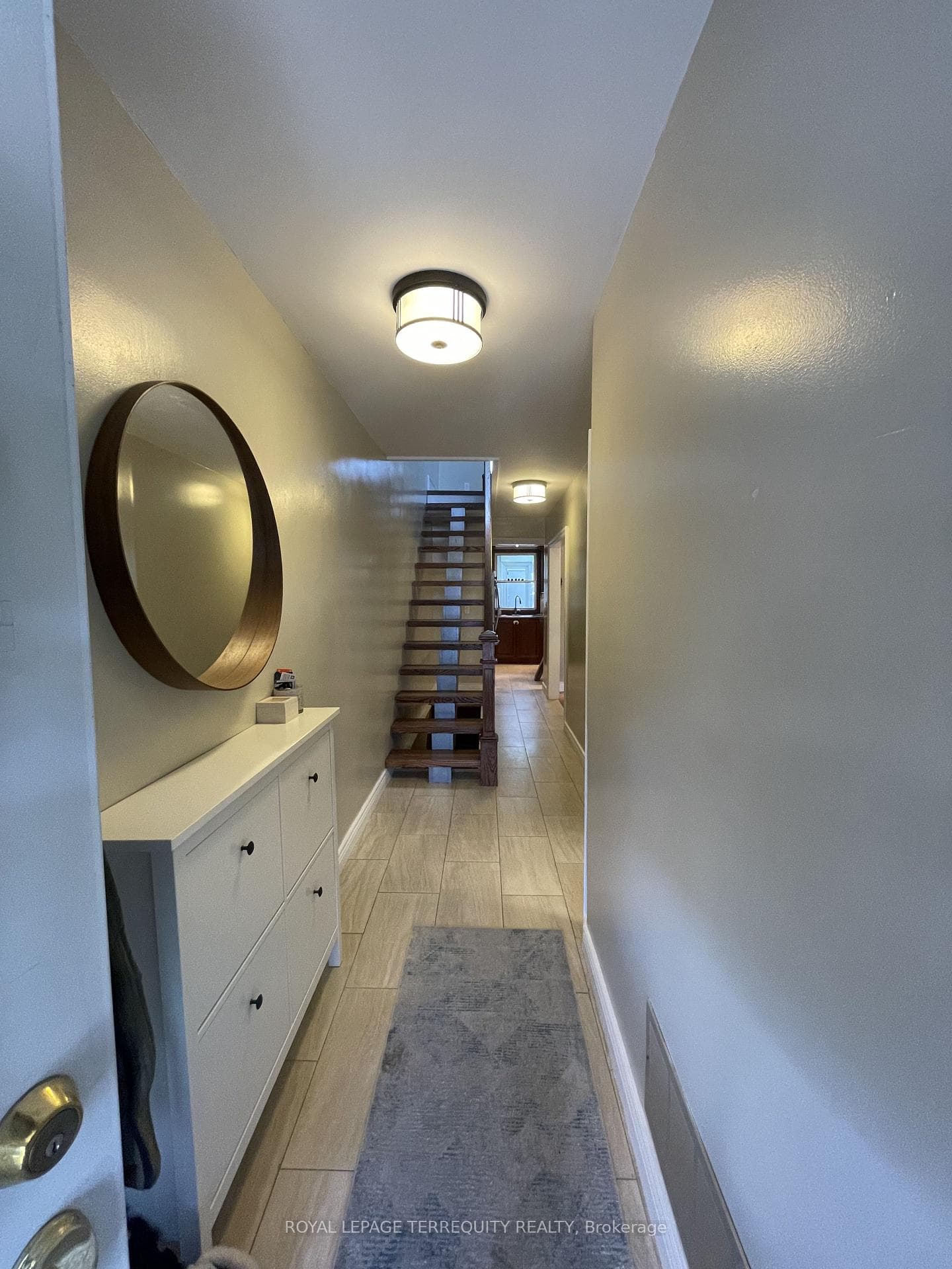 1806 Dufferin Street Unit Upper photo 12