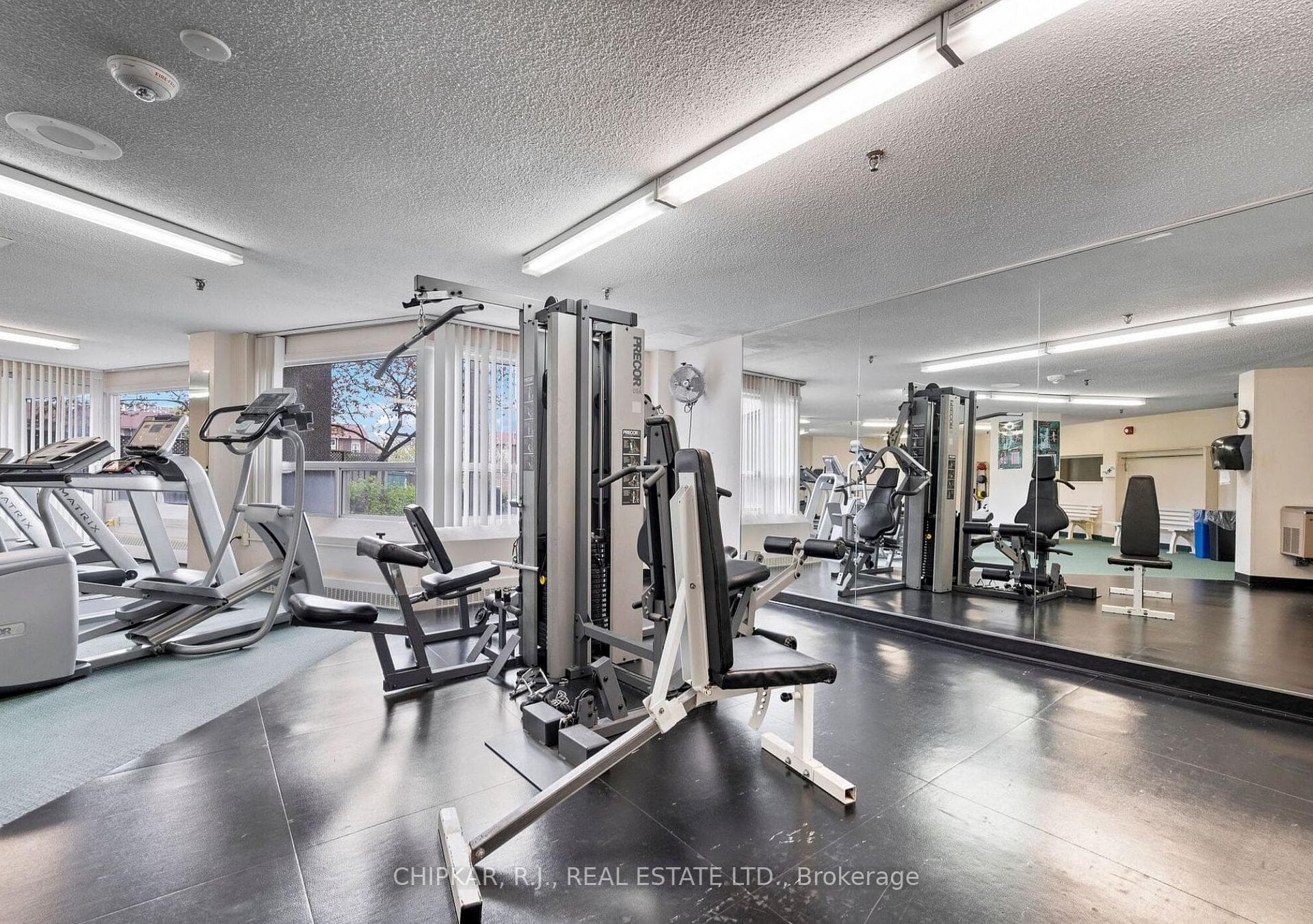 475 The West Mall N/A Unit 516 photo 18