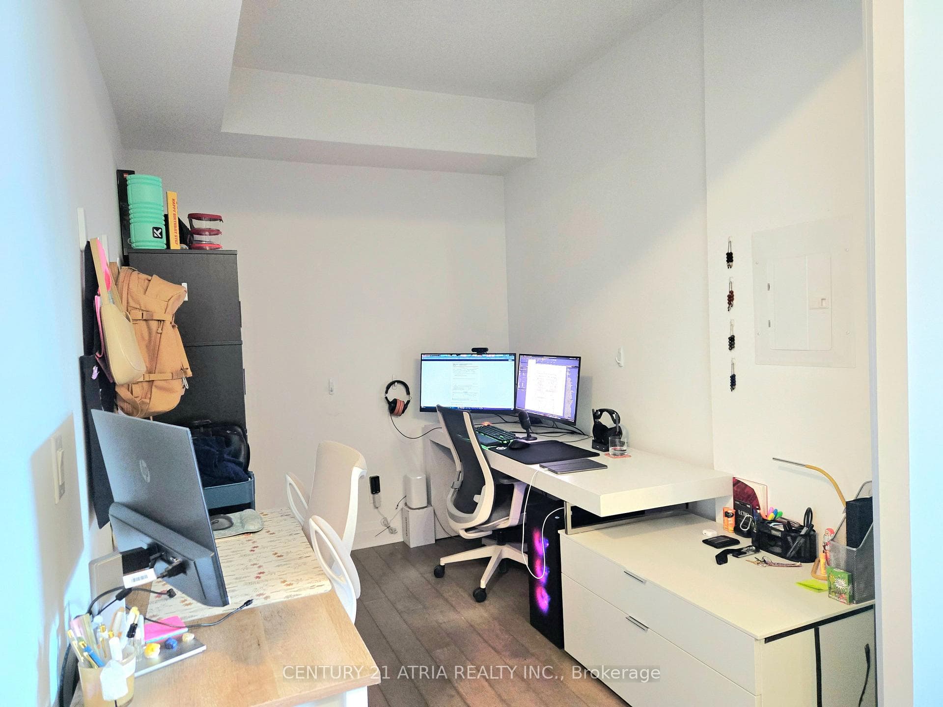 1080 Bay Street Unit 703 photo 6
