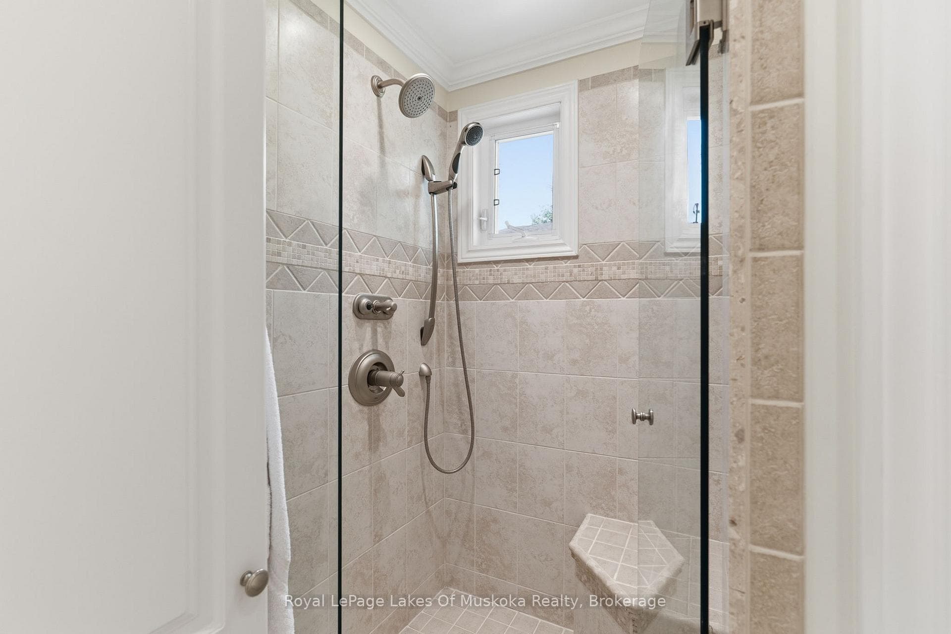 5 Tait Street photo 20