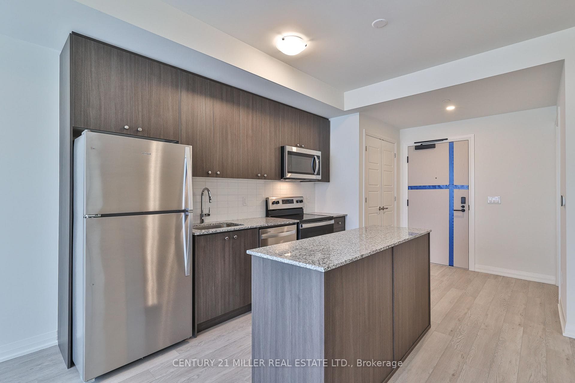 1415 Dundas Street Unit 904 photo 15
