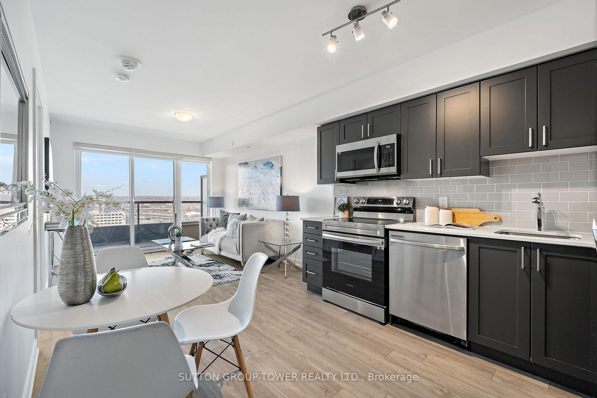 1480 Bayly Street Unit 1403 photo 10